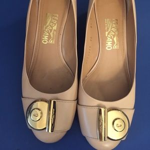 Salvatore Ferragamo Women’s Shoes 8.5